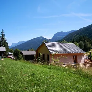 Le Lys Martagon Saint-Pierre-d'Entremont (Savoie)
